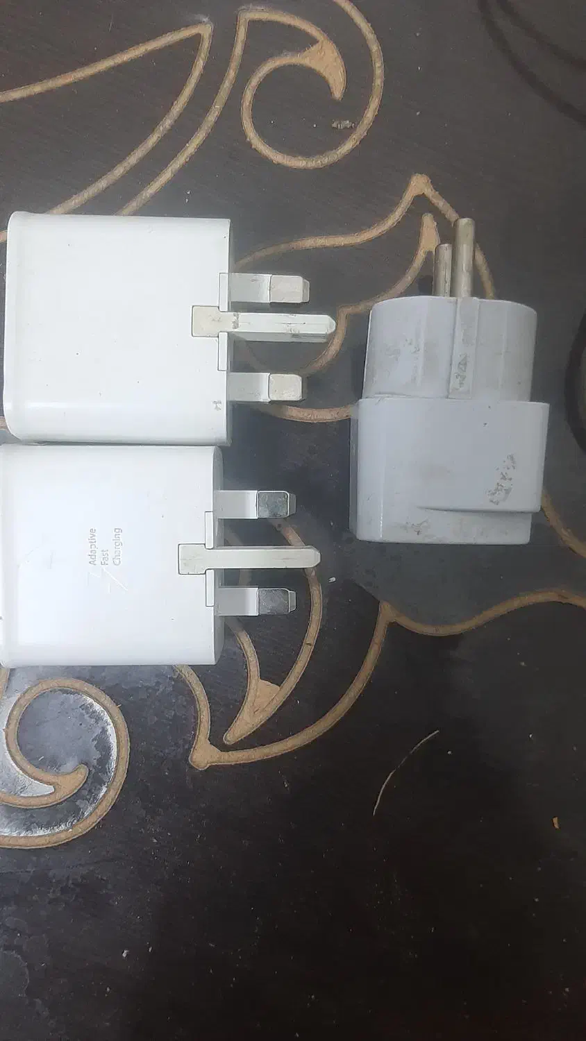 دوعدد آداپتور سامسونگ + AUX + سیم شارژ آیفون|لوازم جانبی موبایل و تبلت|اصفهان, باغ فدک|دیوار