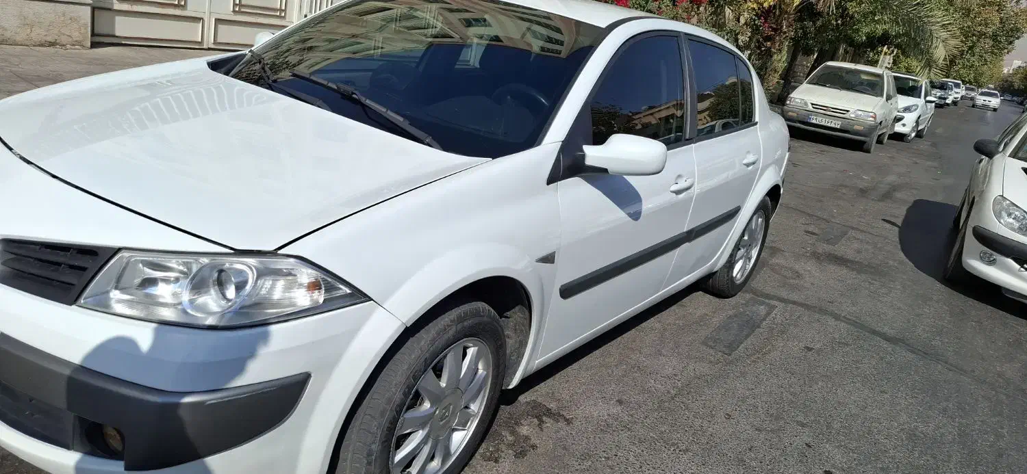 ماشین مگان مدل ۸۹|خودرو سواری و وانت|شیراز, کلاهدوز|دیوار