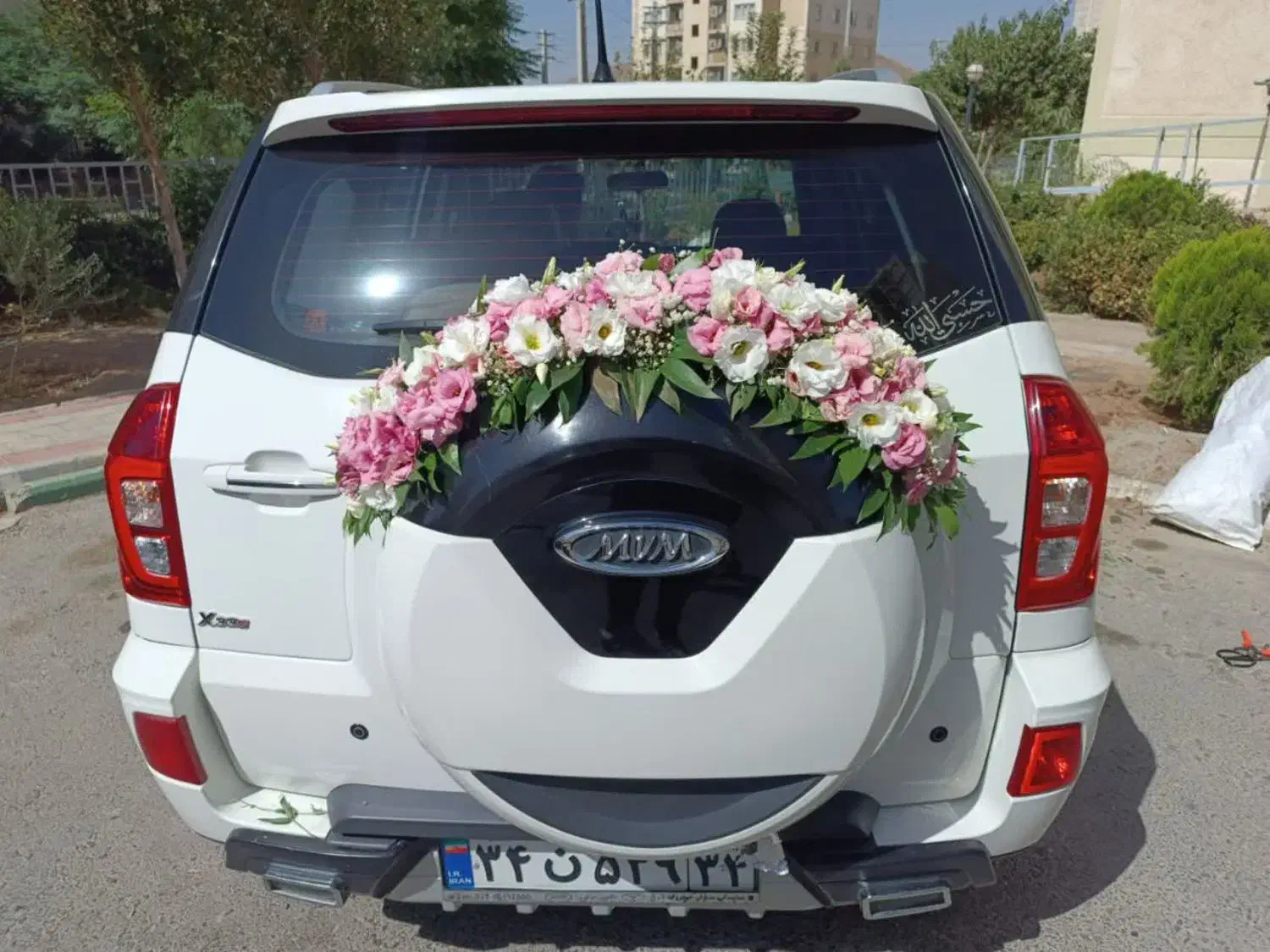 ماشین عروس شاسی بلند|خدمات پذیرایی، مراسم|رباط‌کریم, شهرک والفجر|دیوار