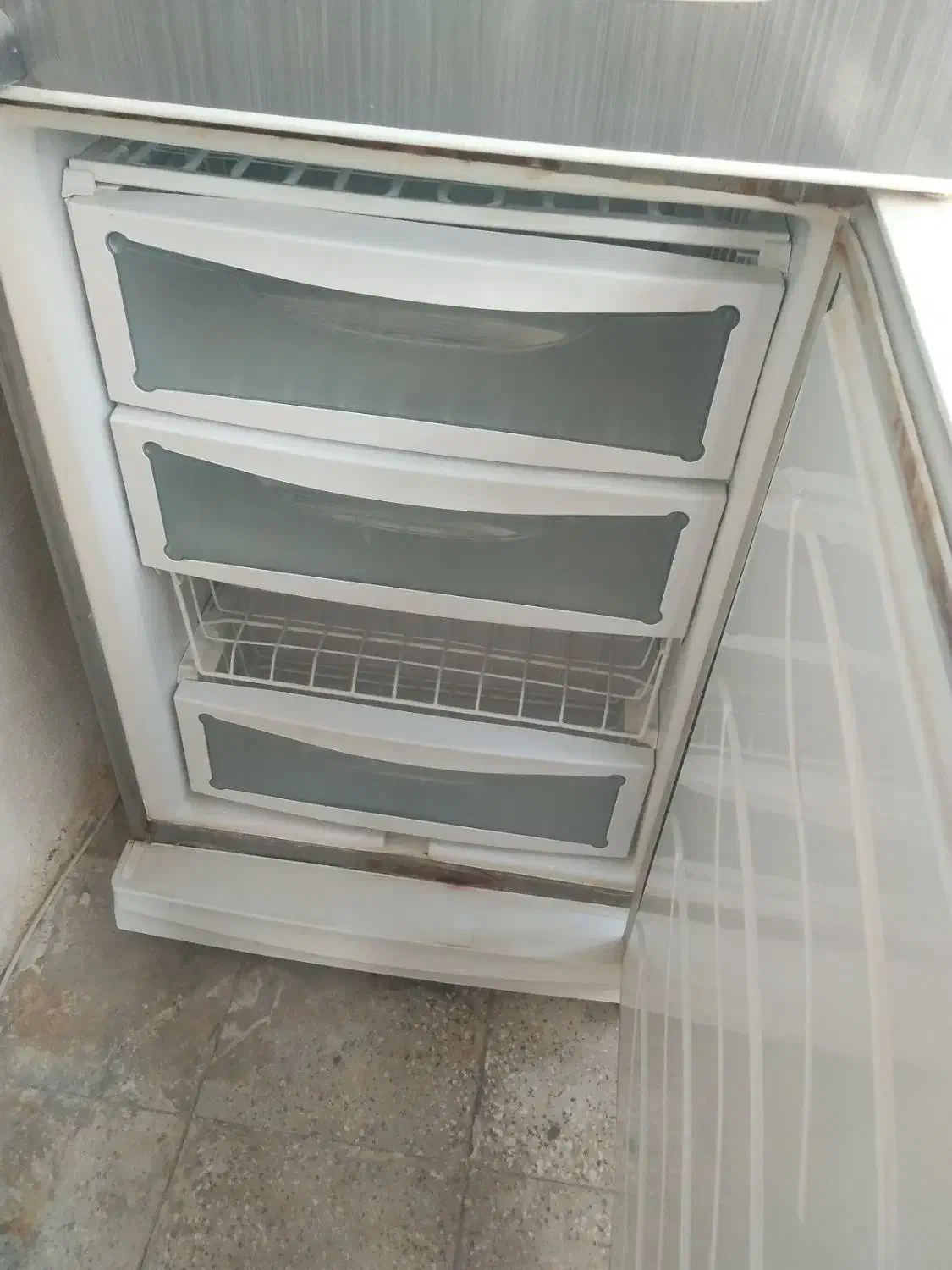 یخچال|یخچال و فریزر|لالجین, |دیوار