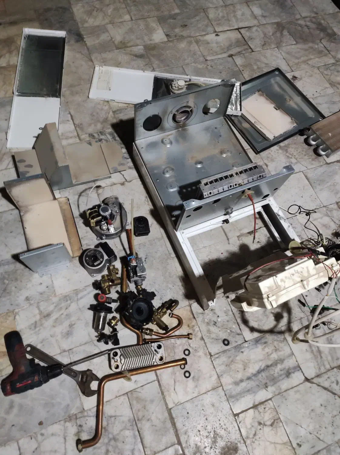 نصب و تعمیرات تخصصی پکیج و آبگرمکن دیواری|خدمات پیشه و مهارت|مشهد, وکیلآباد|دیوار