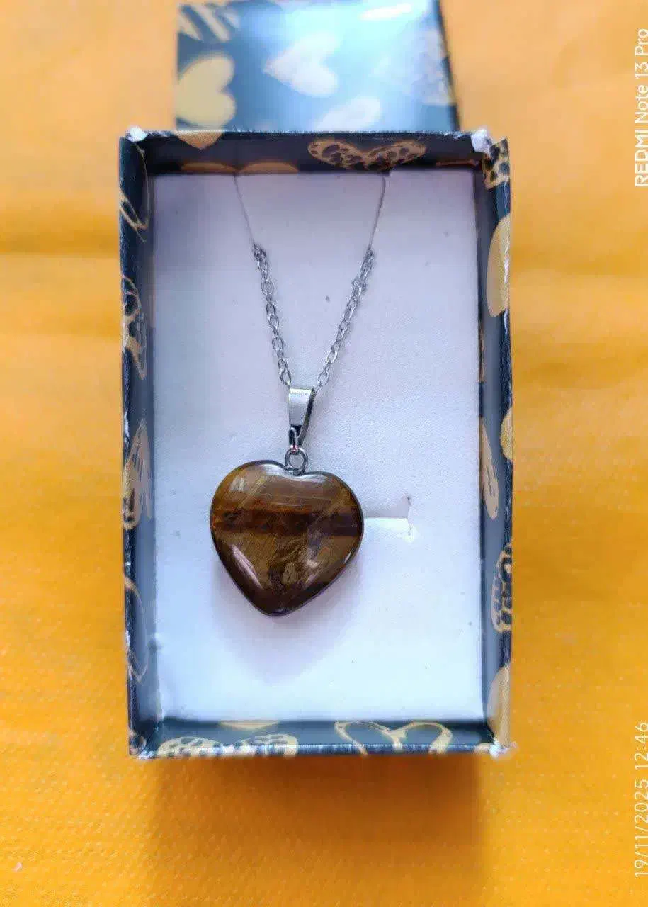 سنگ ارامش و ثروت|بدلیجات|اصفهان, باغ زرشک|دیوار