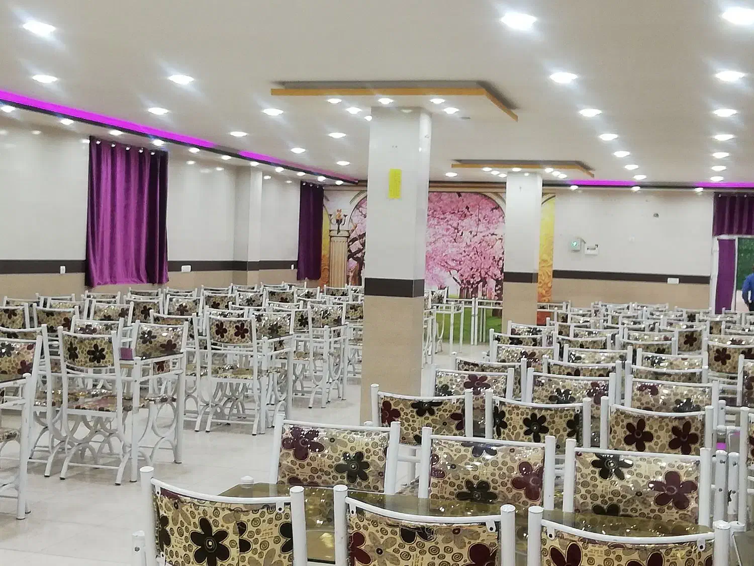 سالن مراسم وخدمات|خدمات پذیرایی، مراسم|بوشهر, |دیوار