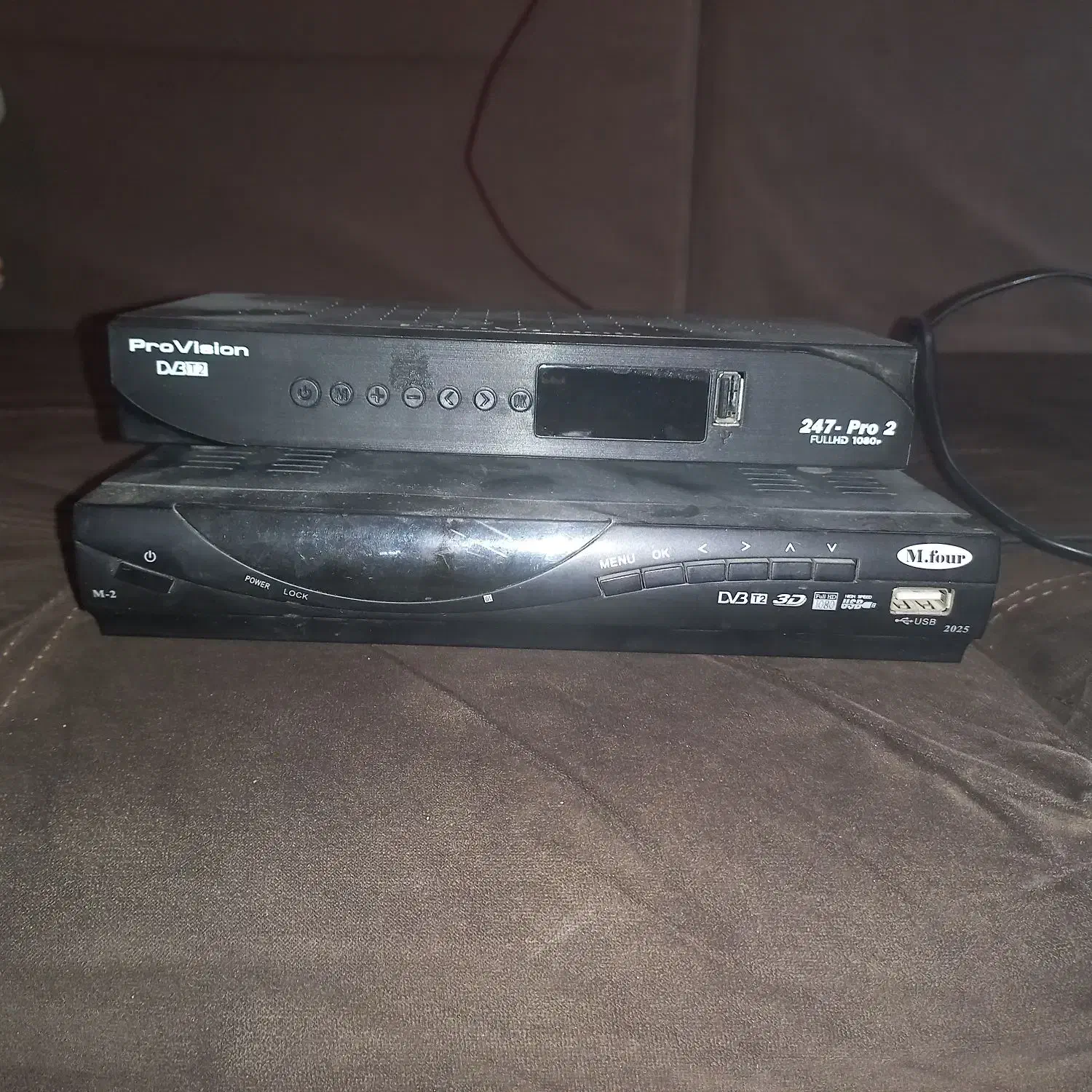 دوعدستگاه گیرنده دیجیتال provision و m. four|صوتی و تصویری|قم, سراجه (۱۵ خرداد)|دیوار