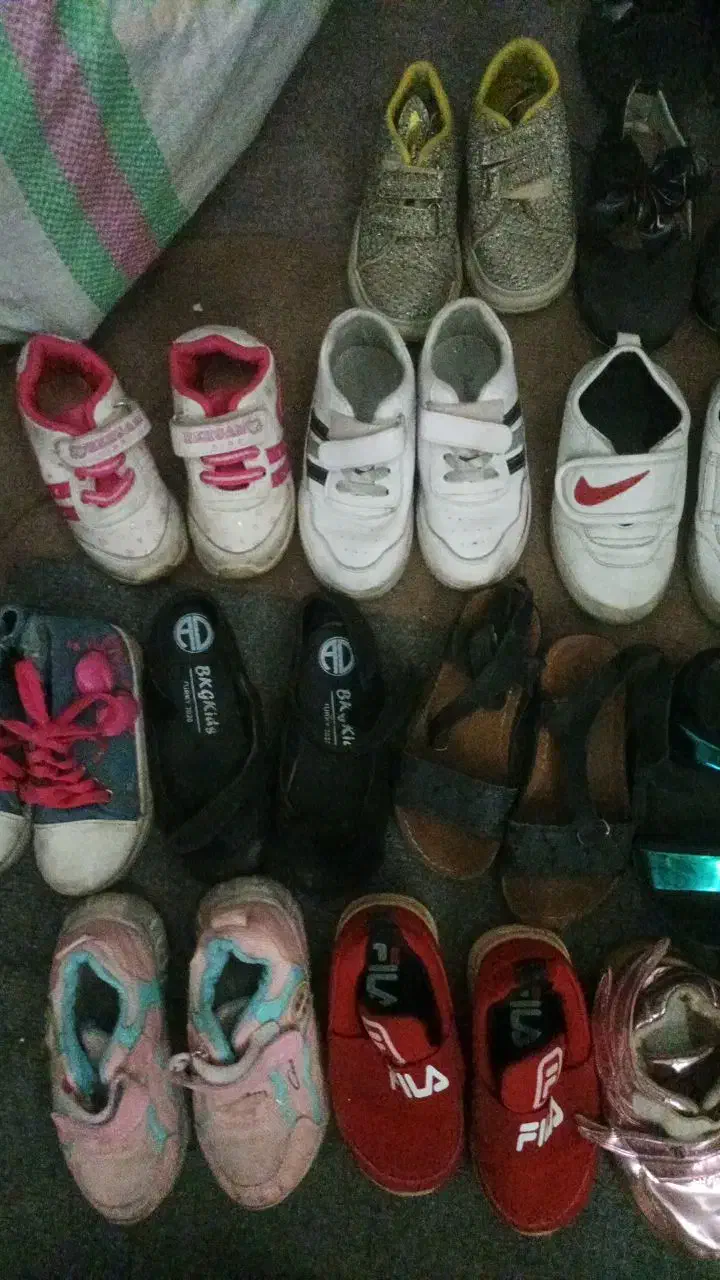 کفش و کیف|کیف، کفش، کمربند|ملایر, |دیوار