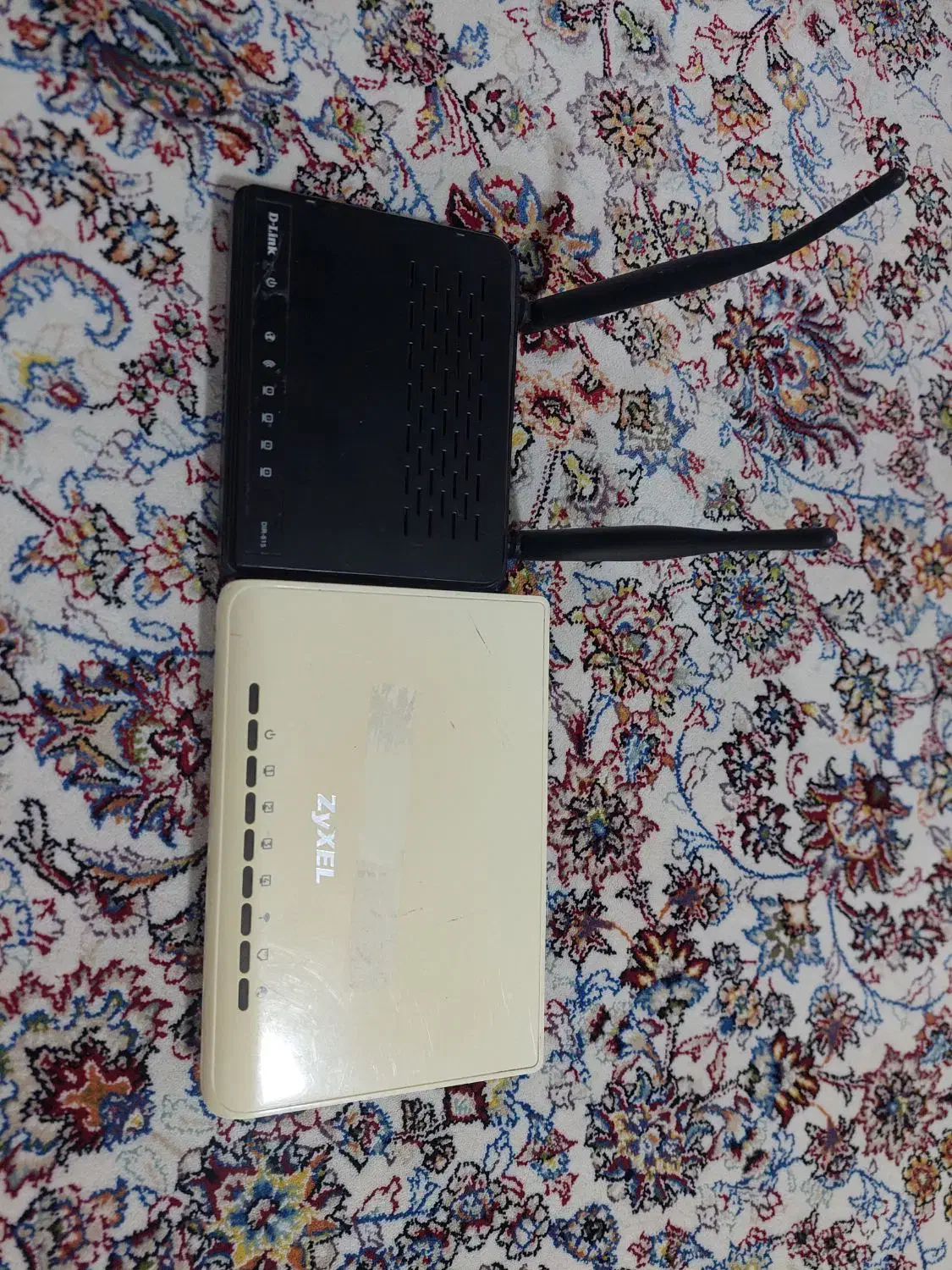 ۱ عدد مودم و ۱ عدد روتر وایرلس|مودم و تجهیزات شبکه|تهران, شهرک کوهسار|دیوار