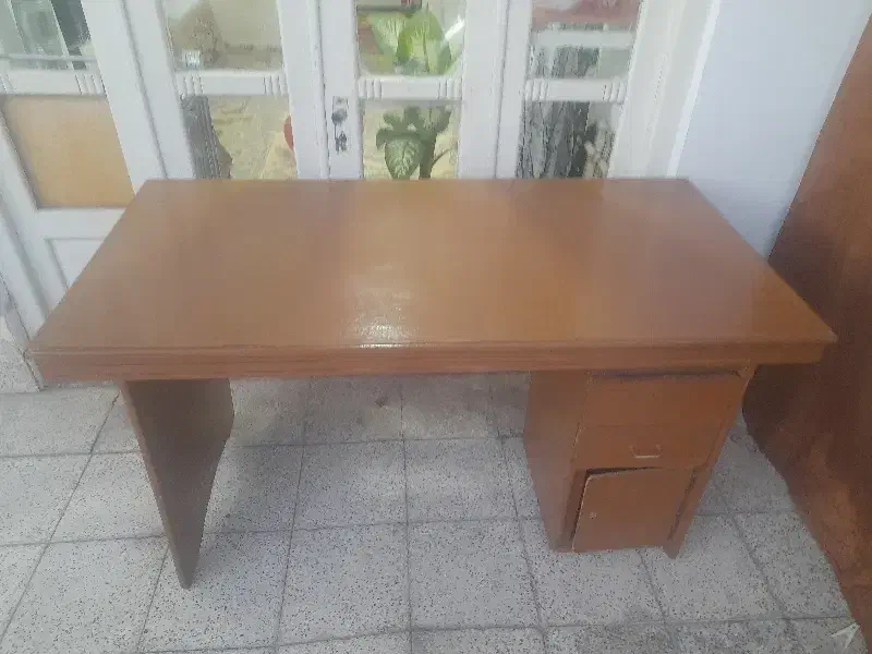 میز تحریر واداری|میز تحریر و کامپیوتر|قهدریجان, |دیوار