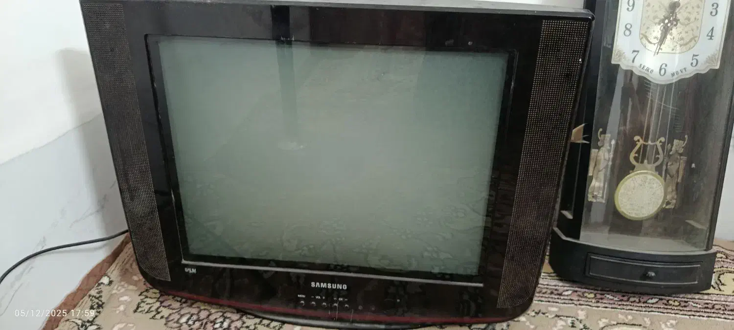 تلویزیون سامسونگ ساعت|تلویزیون و پروژکتور|زابل, |دیوار