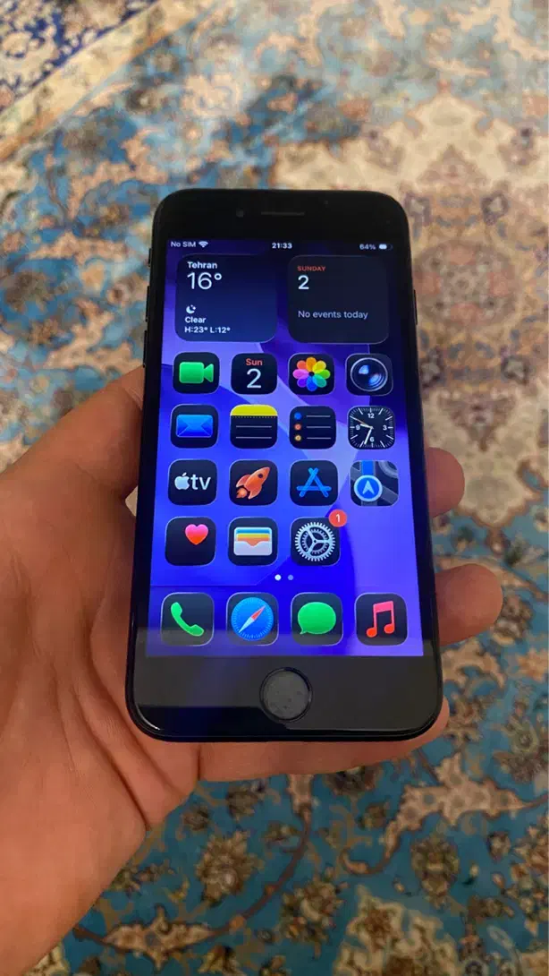آیفون SE 2022 تمیز 128 باتری 100% پارت LLA|موبایل|پردیس, فاز ۳|دیوار
