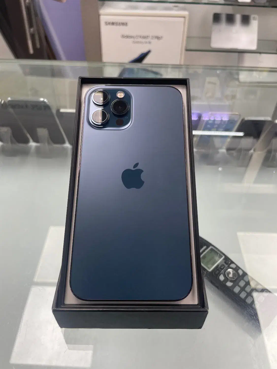 ایفون ۱۲پرومکس zaa|موبایل|کرج, گوهردشت|دیوار