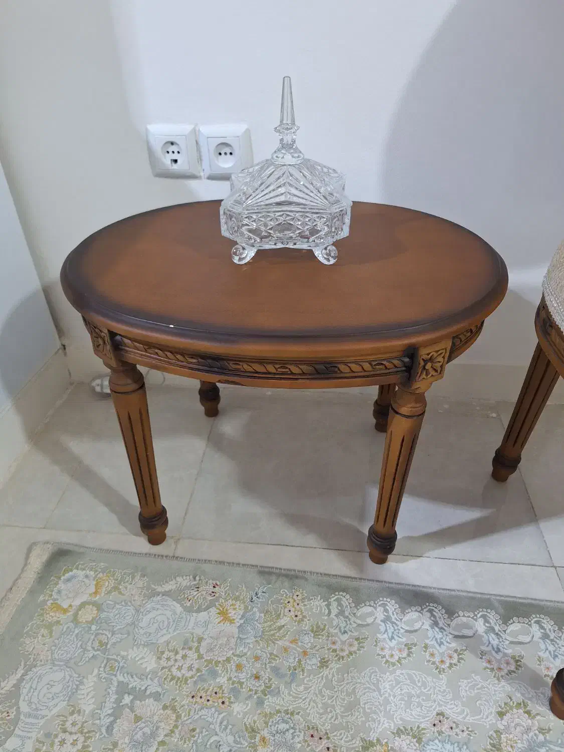 ۴ عدد مبل تک نفره مدل فرحی سالم|مبلمان خانگی و میز عسلی|قرچک, زیبا شهر|دیوار