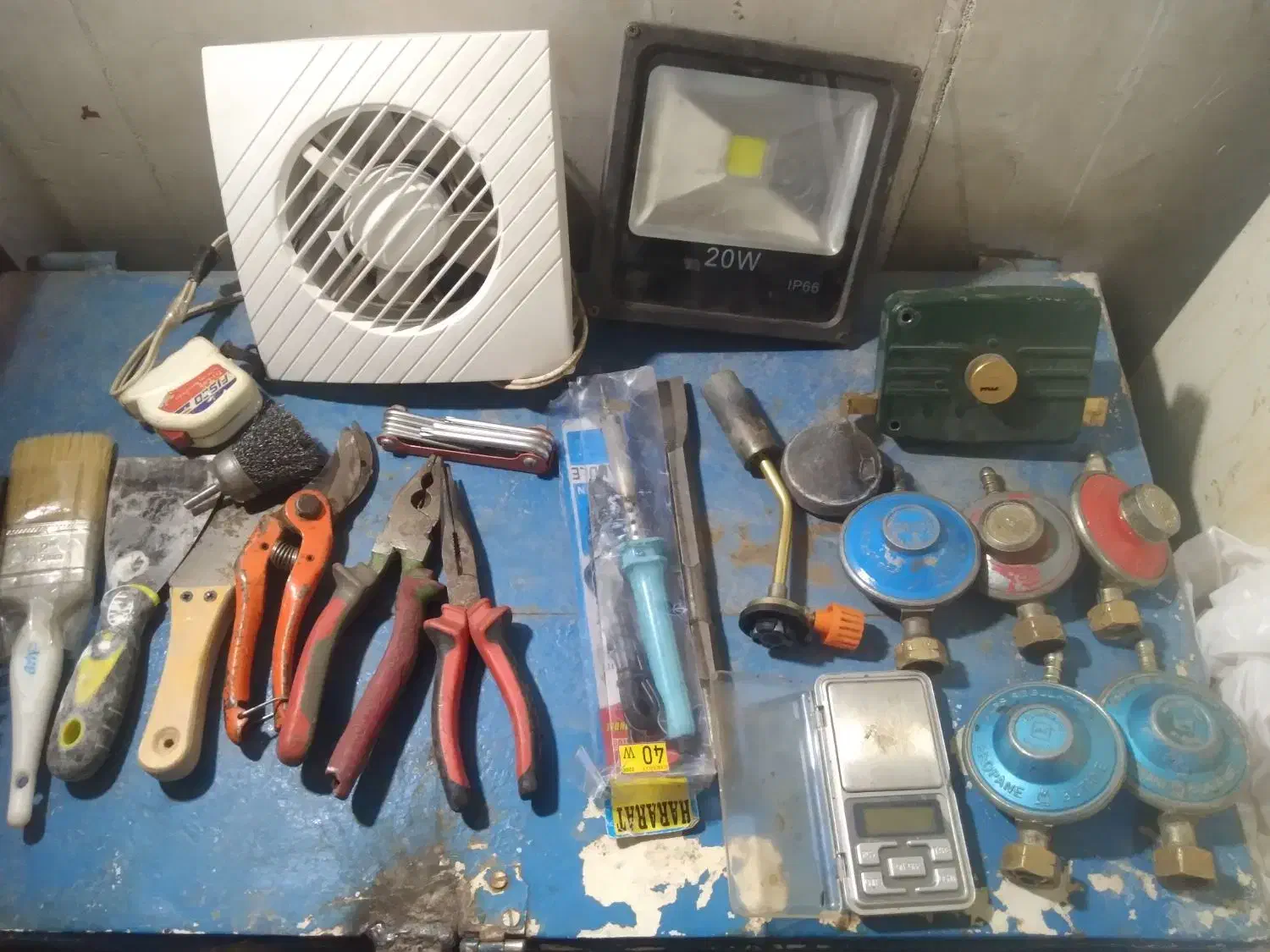 آچار لوله گیر وتعدادی ابزار|ابزارآلات|زاهدان, |دیوار