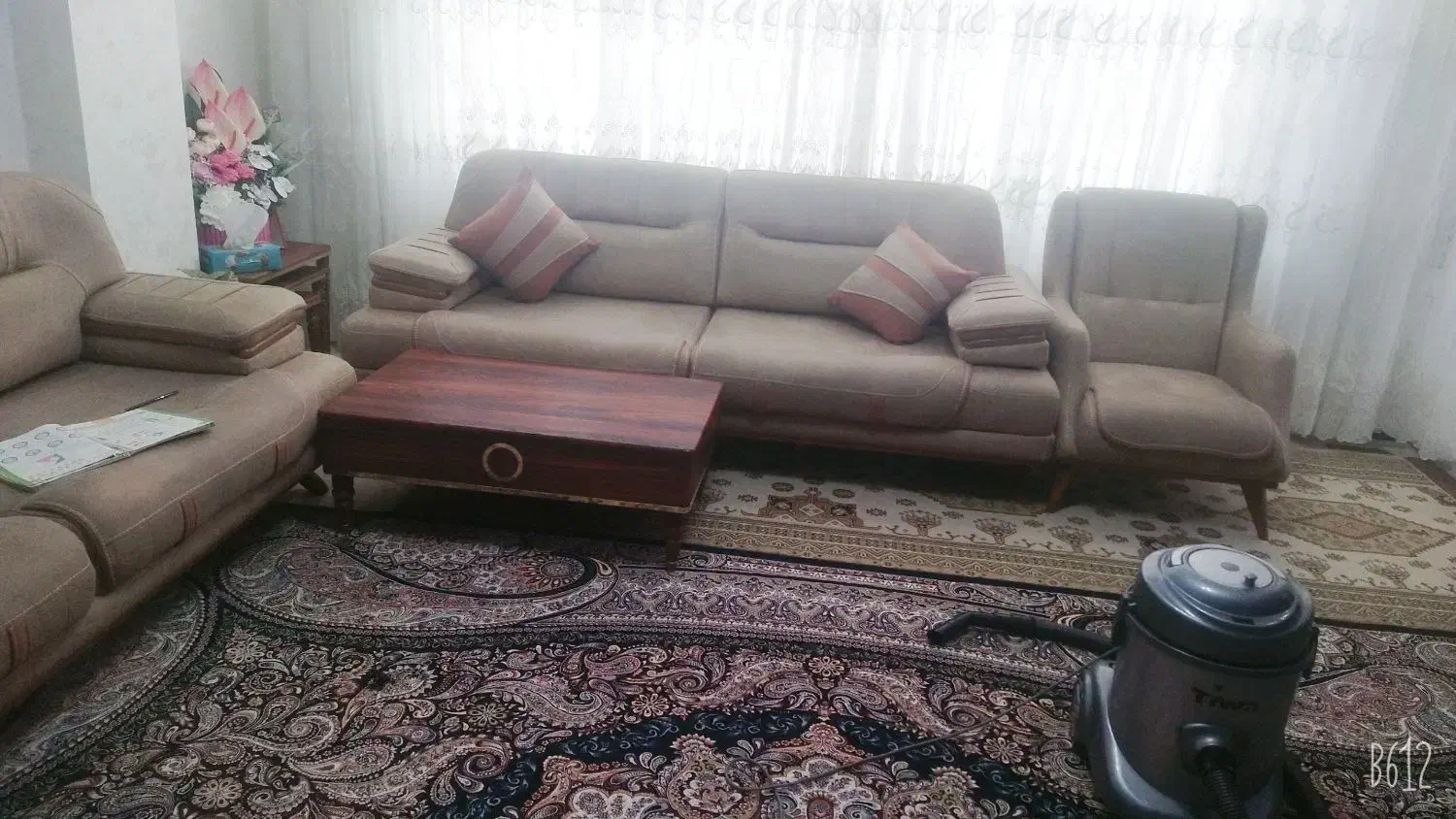 مبل|مبلمان خانگی و میز عسلی|فولادشهر, B5|دیوار