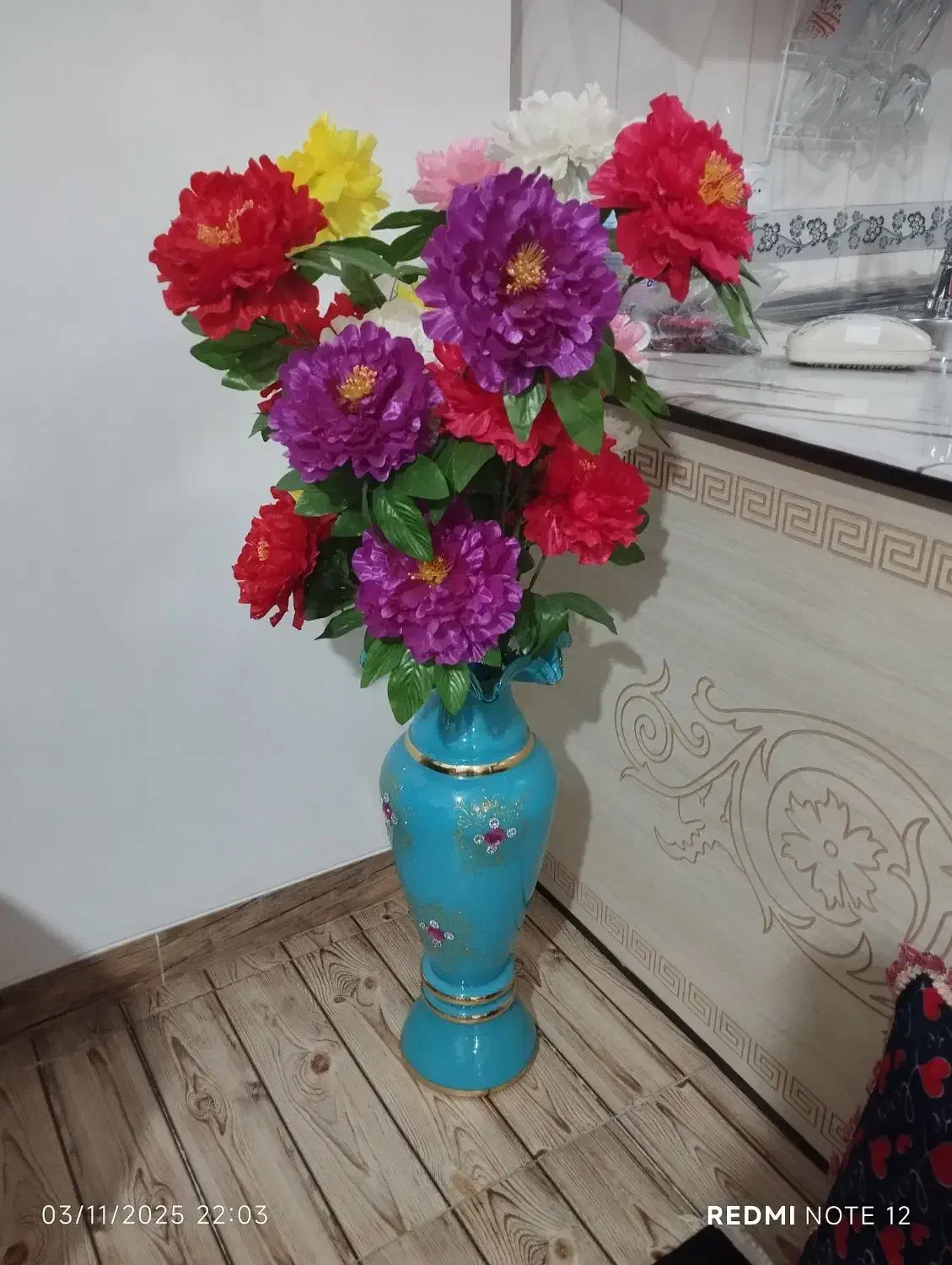 دو عدد گل با گلدان|گل مصنوعی|شازند, |دیوار