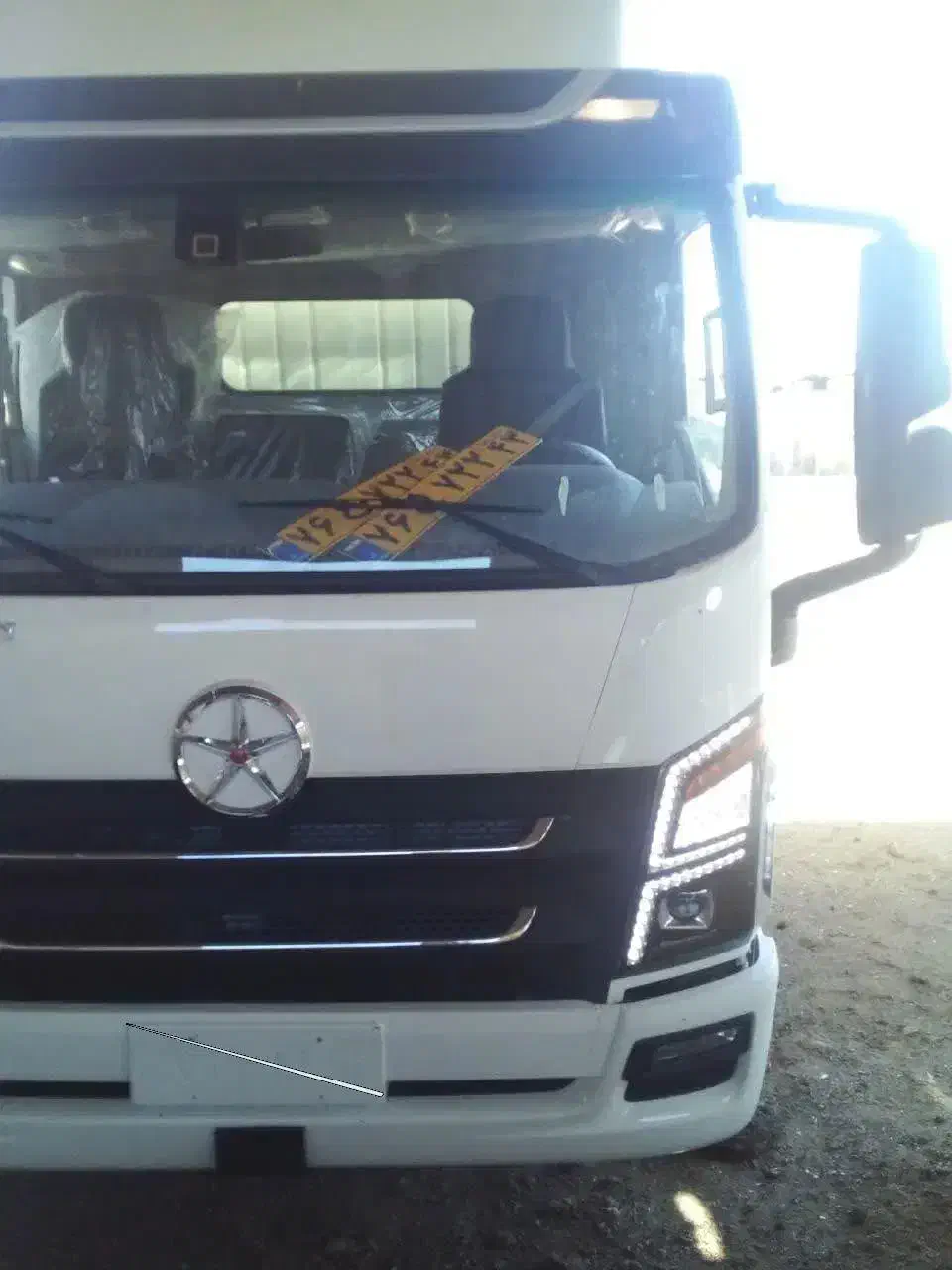 دایون ده تون|خودرو سنگین|اصفهان, باغ زرشک|دیوار