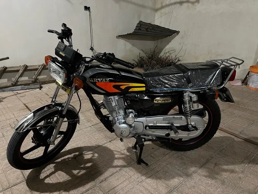 موتور ۲۰۰ مدل ۱۴۰۲|موتورسیکلت|شهرکرد, |دیوار