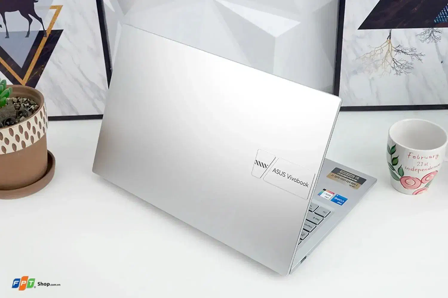 asus vivoobook i5 8/512 ازدم قسطی چکی|رایانه همراه|مشهد, احمدآباد|دیوار