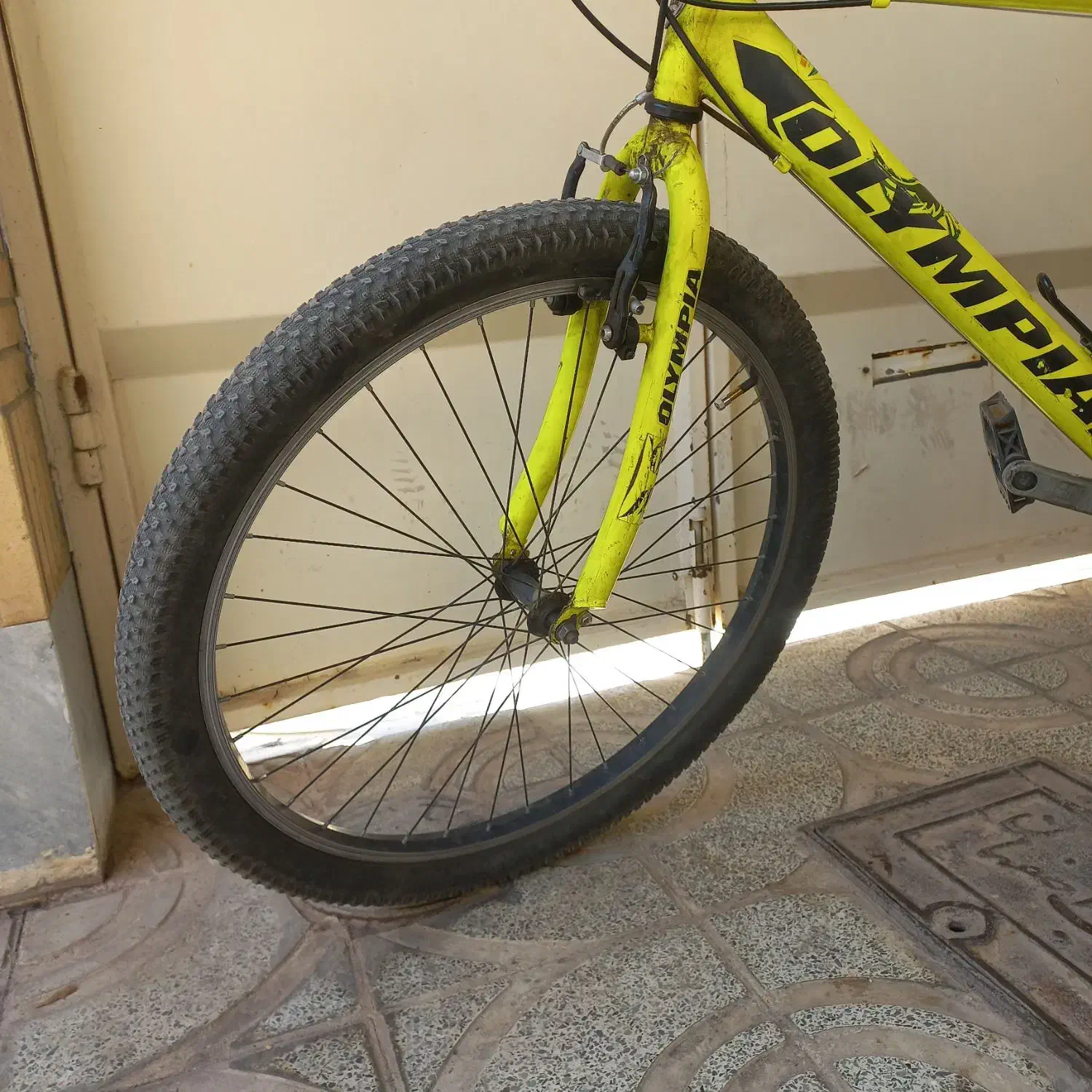 دوچرخه ۲۶ سالم تایر تیوپ نو|دوچرخه، اسکیت، اسکوتر|شاهینشهر, شهرک ردانی پور|دیوار