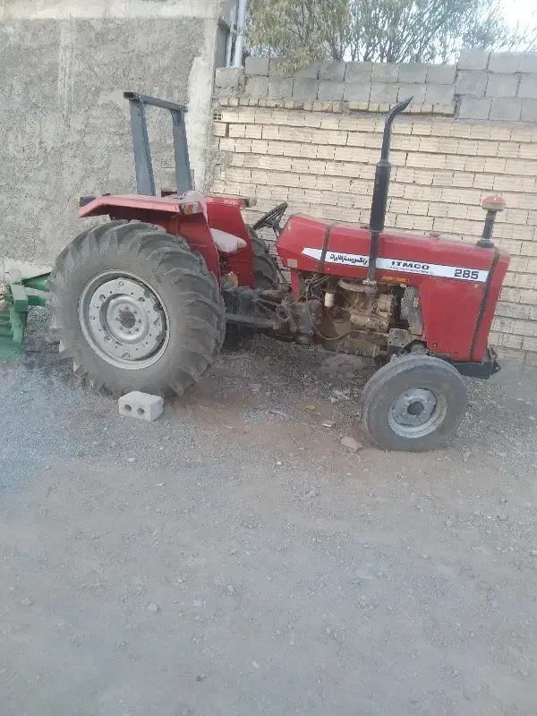 تراکتور ۲۸۵ بسیار تمیز|خودرو سنگین|فریدونشهر, |دیوار