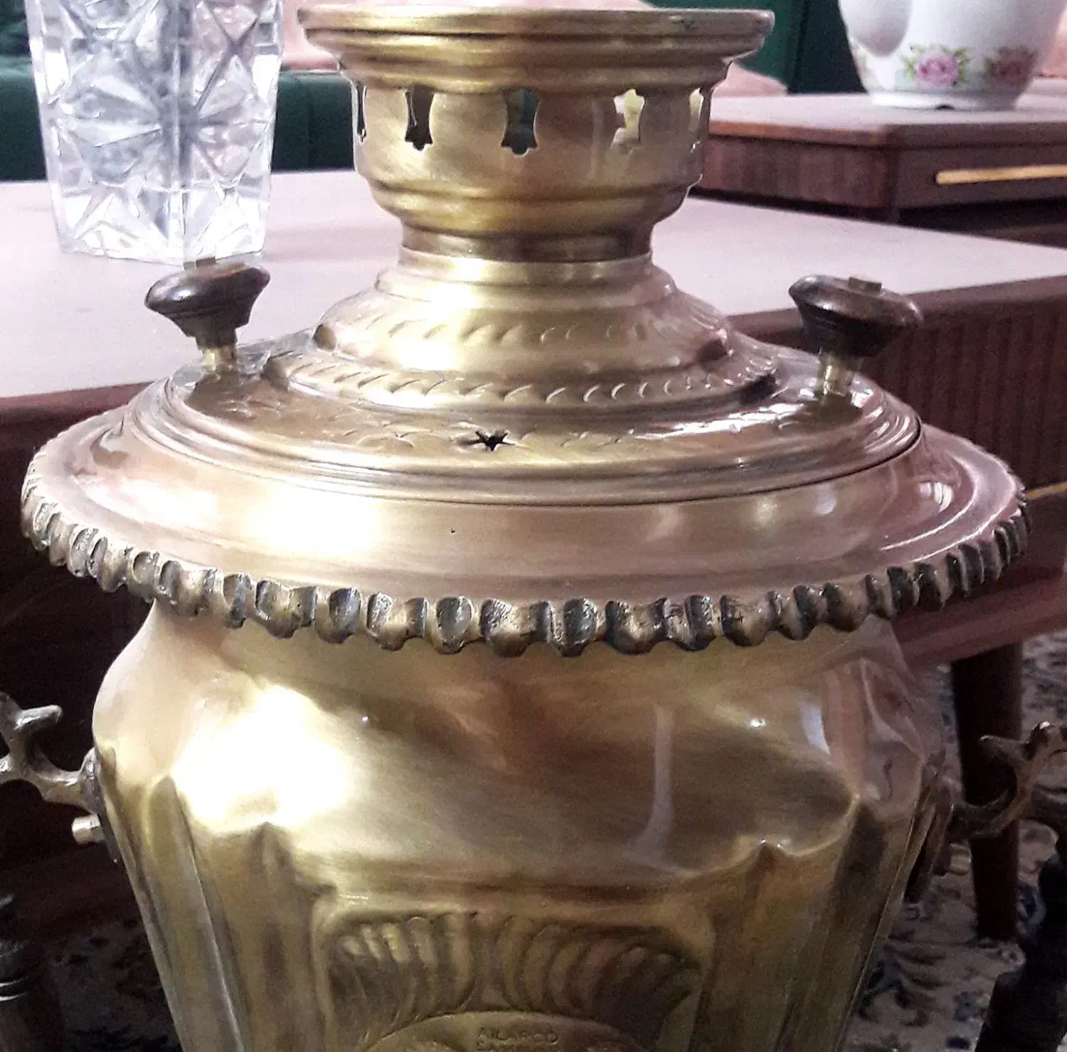 سماور برنجی ذغالی کار ۲۵ سال قبل تبریز نو نیم متری|سماور، چایساز، قهوهساز|قم, یخچال قاضی|دیوار