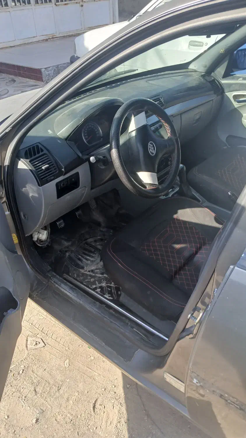 فروشی|خودرو سواری و وانت|زاهدان, |دیوار