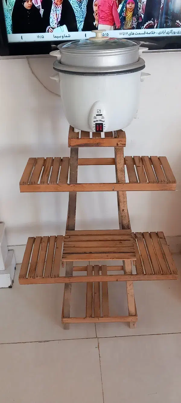 همگی در حد نو|ساعت دیواری و تزئینی|قائن, |دیوار