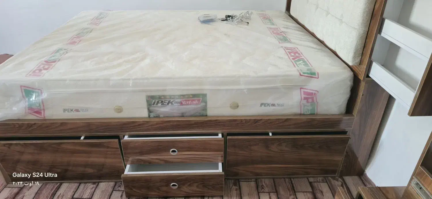 تخت خواب دو نفره تمام ام دی اف|تخت و سرویس خواب|ماکو, |دیوار