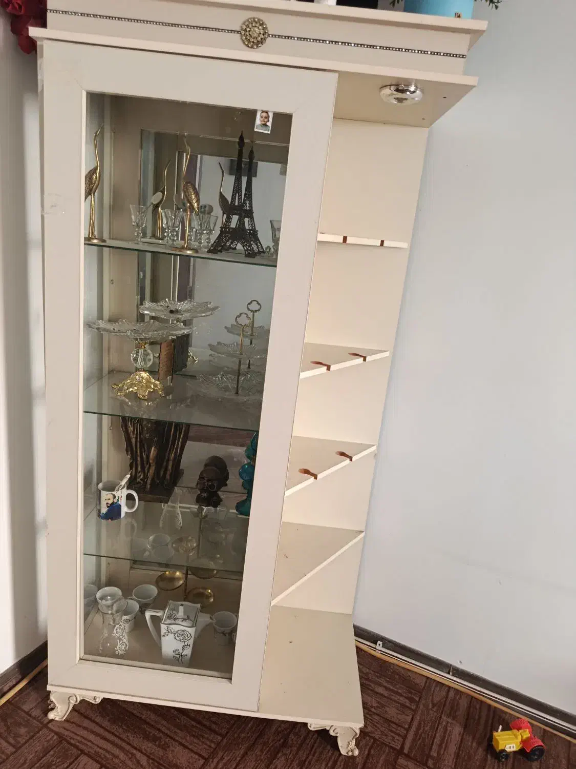 بوفه|بوفه، ویترین، کنسول|میانه, |دیوار