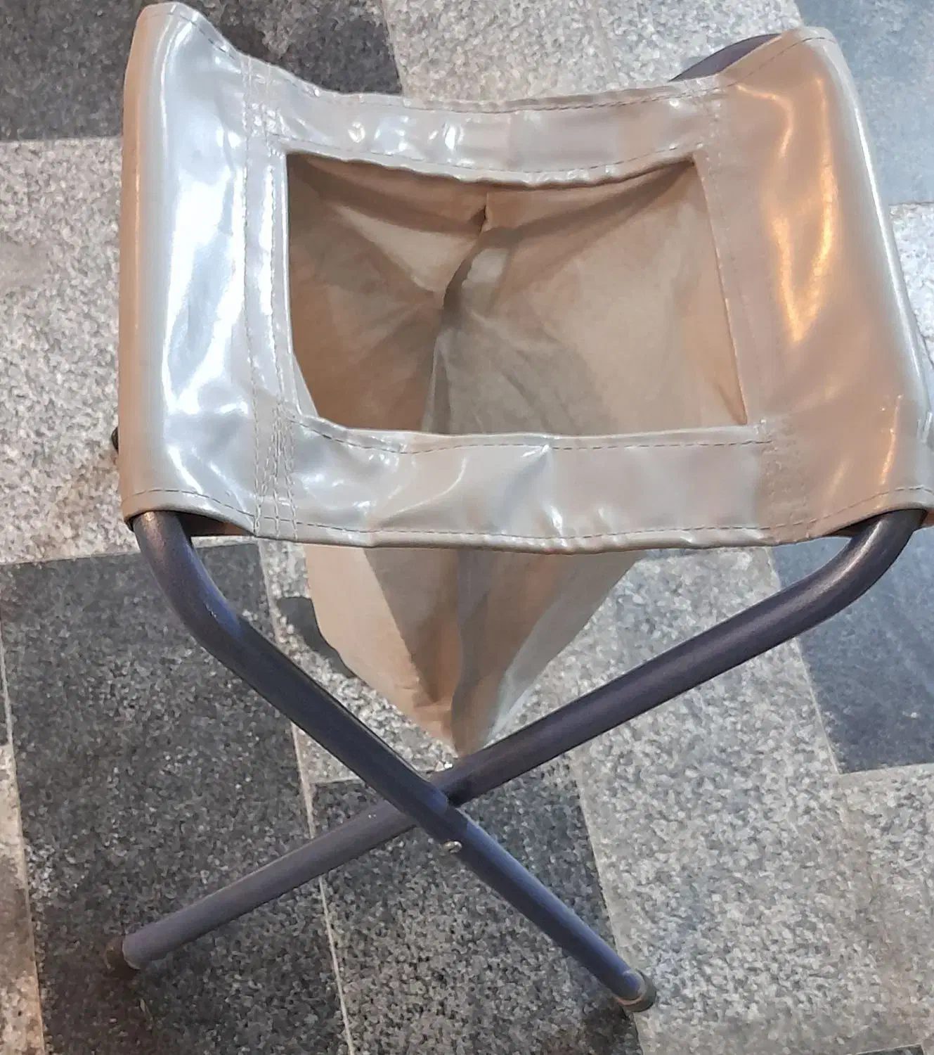 توالت فرنگی سیار کار نکرده نو میباشد|لوازم سرویس بهداشتی|بروجرد, |دیوار