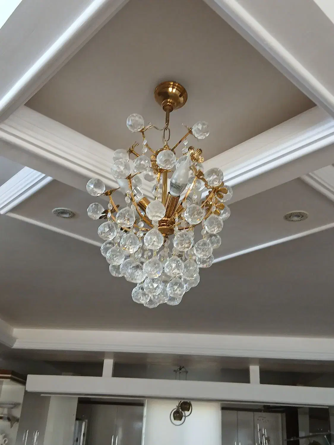 لوستر۲ تومن|لوستر و چراغ آویز|اسفراین, |دیوار