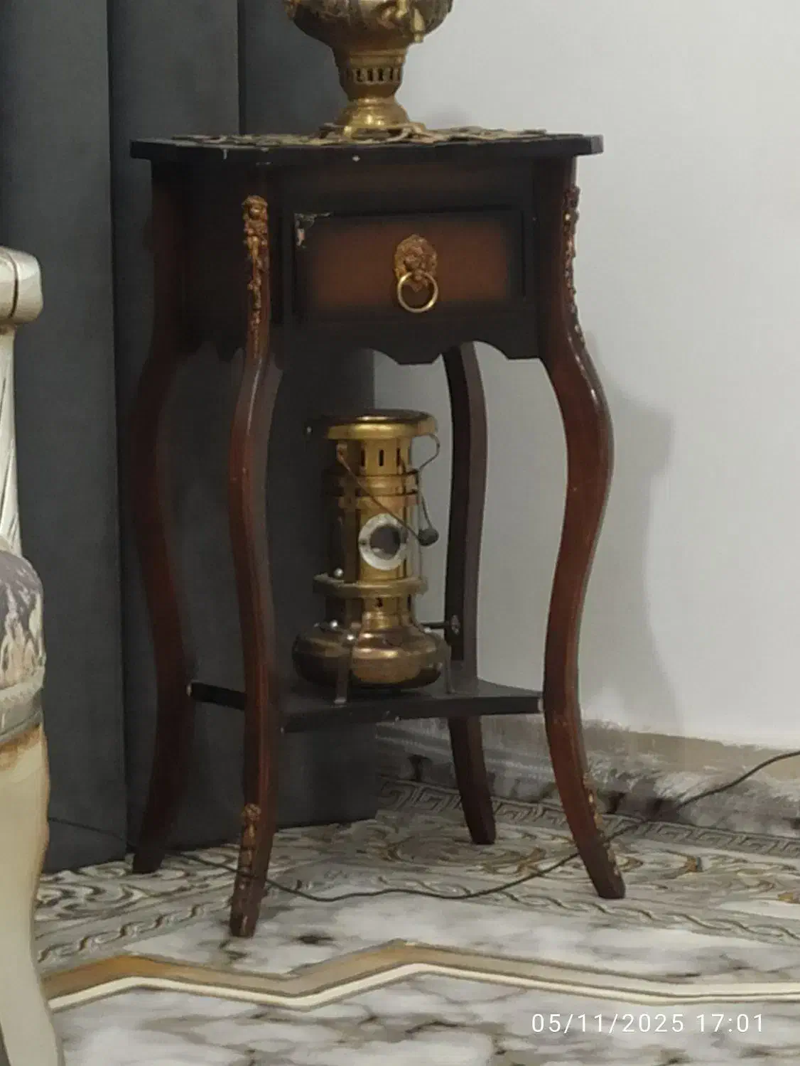 میز تلفن|میز تلفن|ایلام, |دیوار