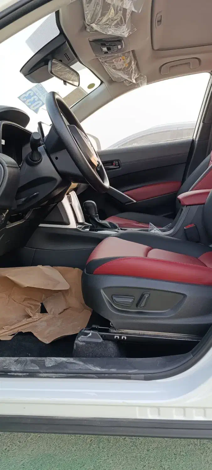 کرولا هیبرید موتور ۲۰۰۰ سفارش خلیج رنگ سفید و مشکی|خودرو سواری و وانت|بندر ماهشهر, |دیوار