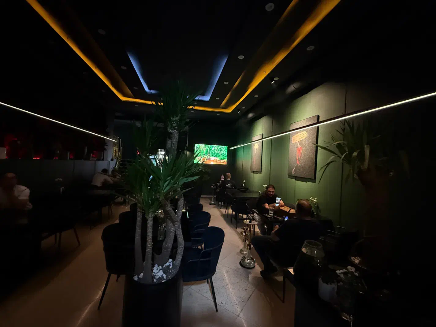 باریستا صندق دار وسط کار|استخدام خدمات فروشگاه و رستوران|تهران, المهدی|دیوار