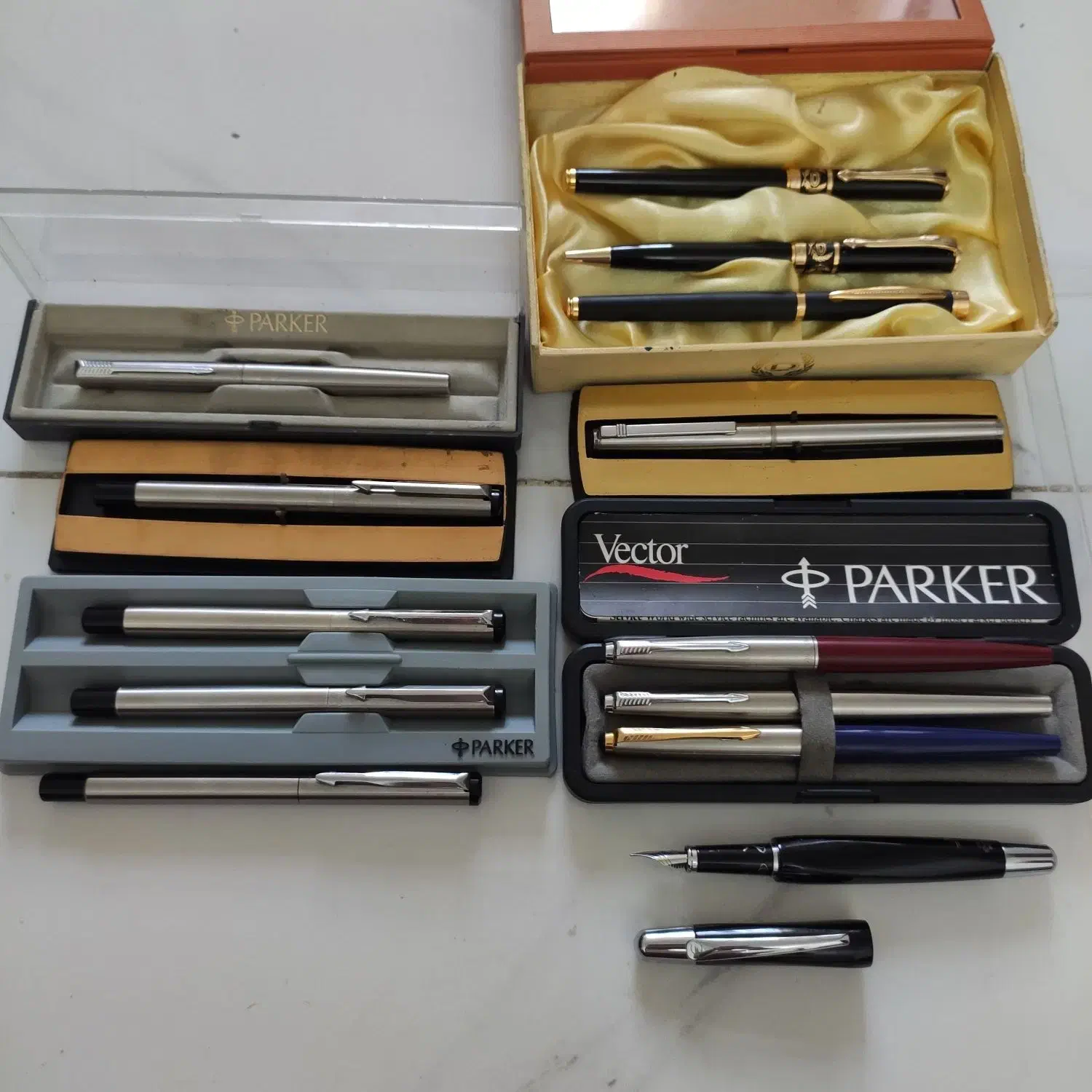 ۱۳تا خودنویس ۳تاش پارکر۴۵ یکی مولانا ۴تا پارکر|لوازم التحریر|ری, حمزه‌آباد|دیوار