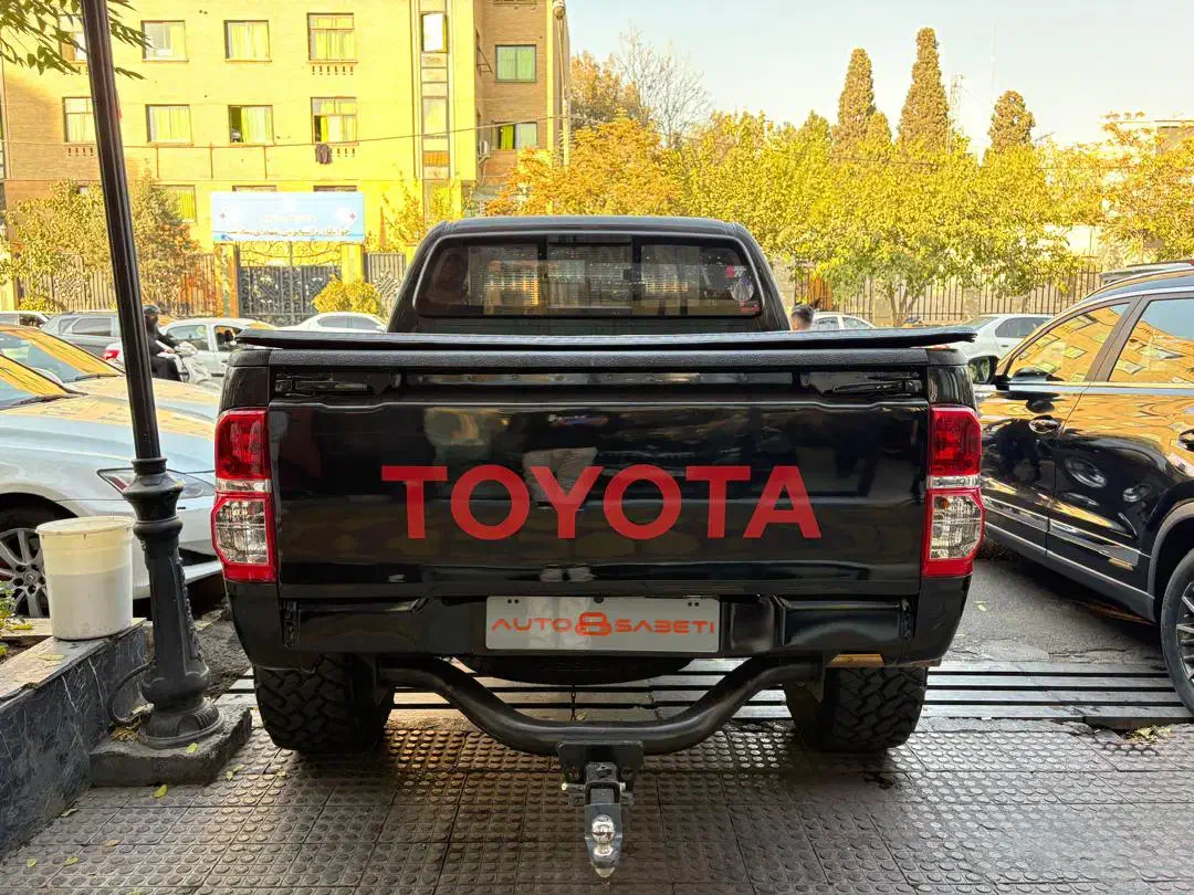 تویوتا هایلوکس ۲۰۱۴|خودرو سواری و وانت|تهران, مطهری|دیوار