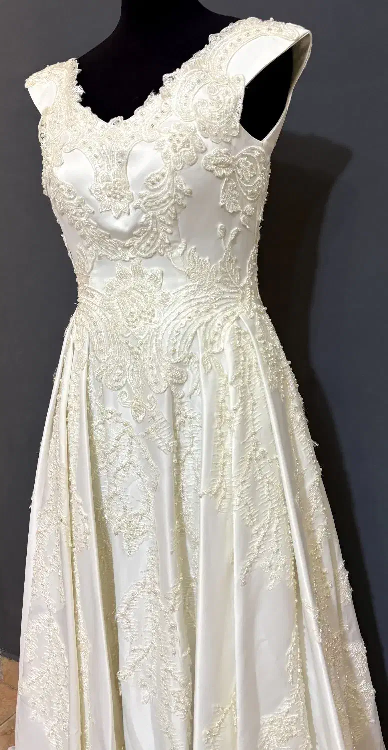 لباس عروس|لباس|رشت, دیلمان|دیوار