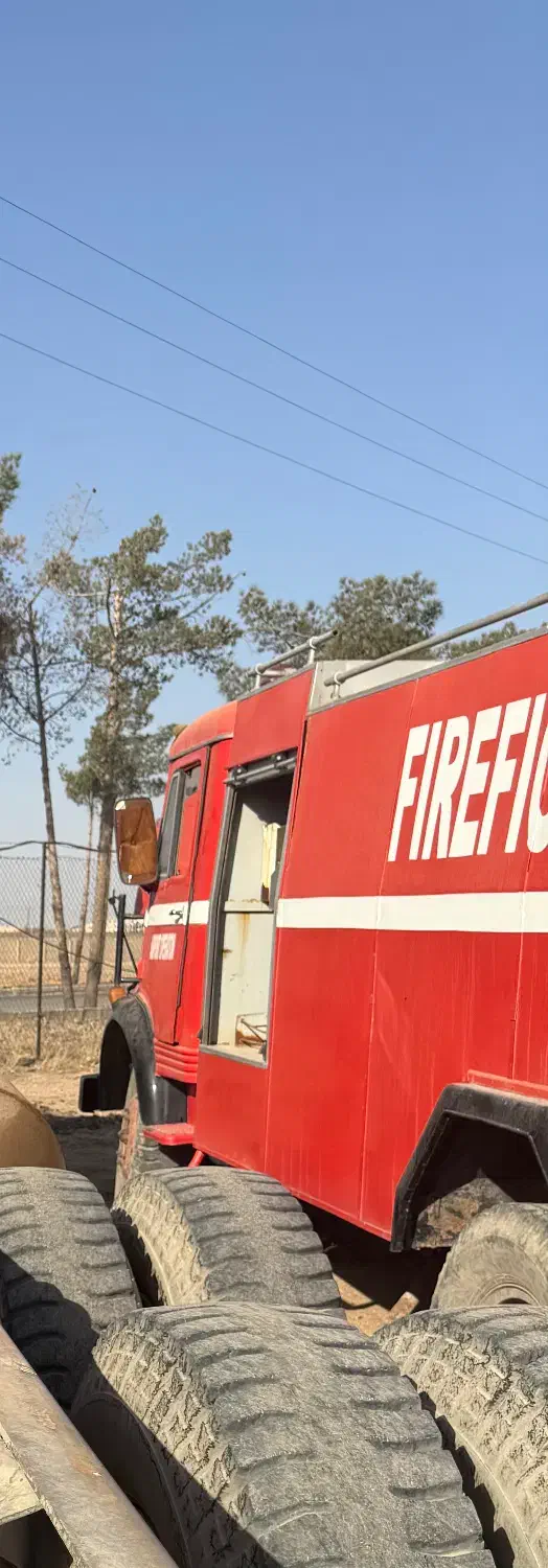 بنز ۹۱۱ تیپ۱۳۱۳ درحد برگه اوراقی|خودرو سنگین|اصفهان, شهرک آزمایش|دیوار