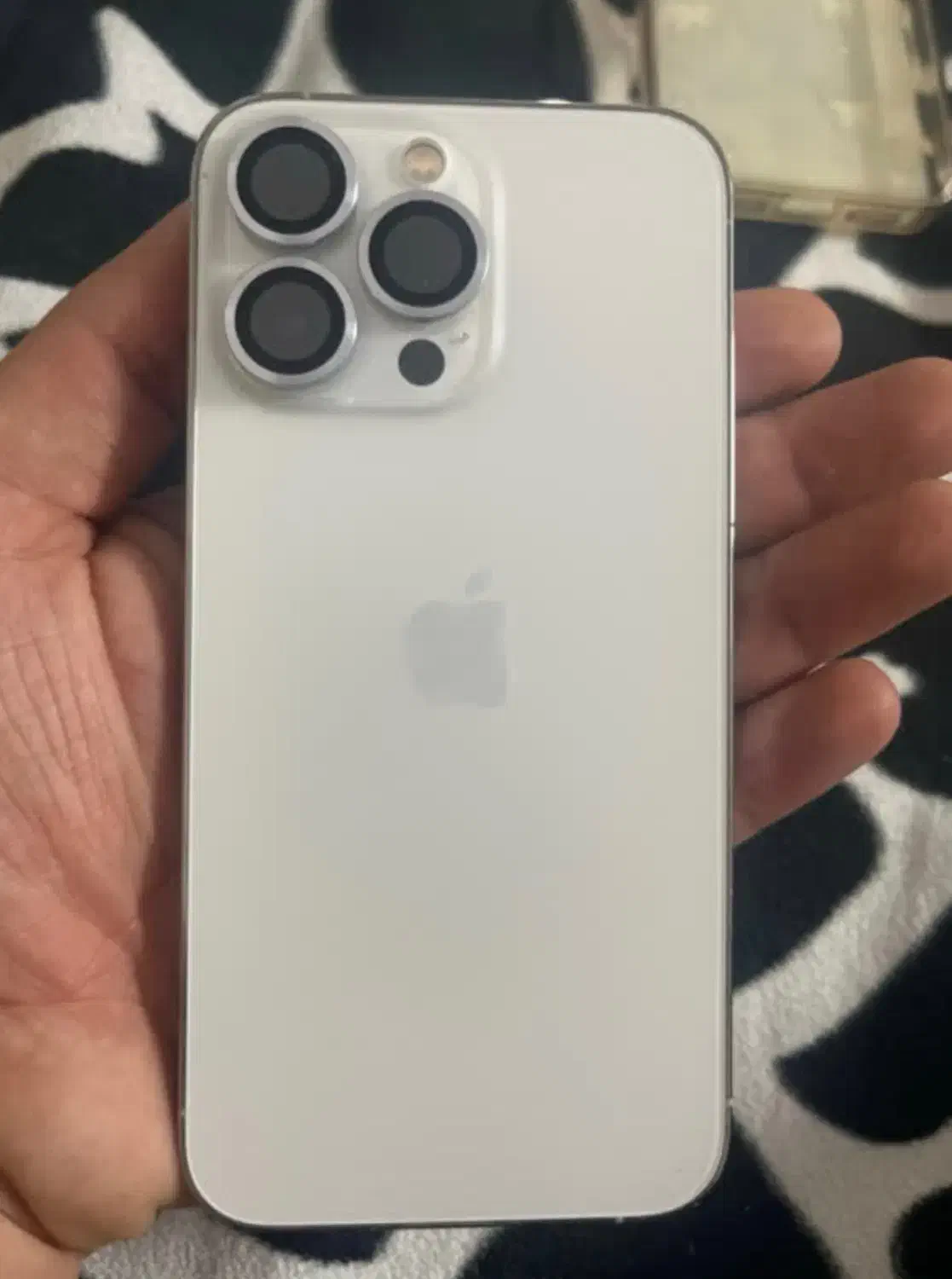 ۱۳ پرو|موبایل|مشهد, هنرور|دیوار