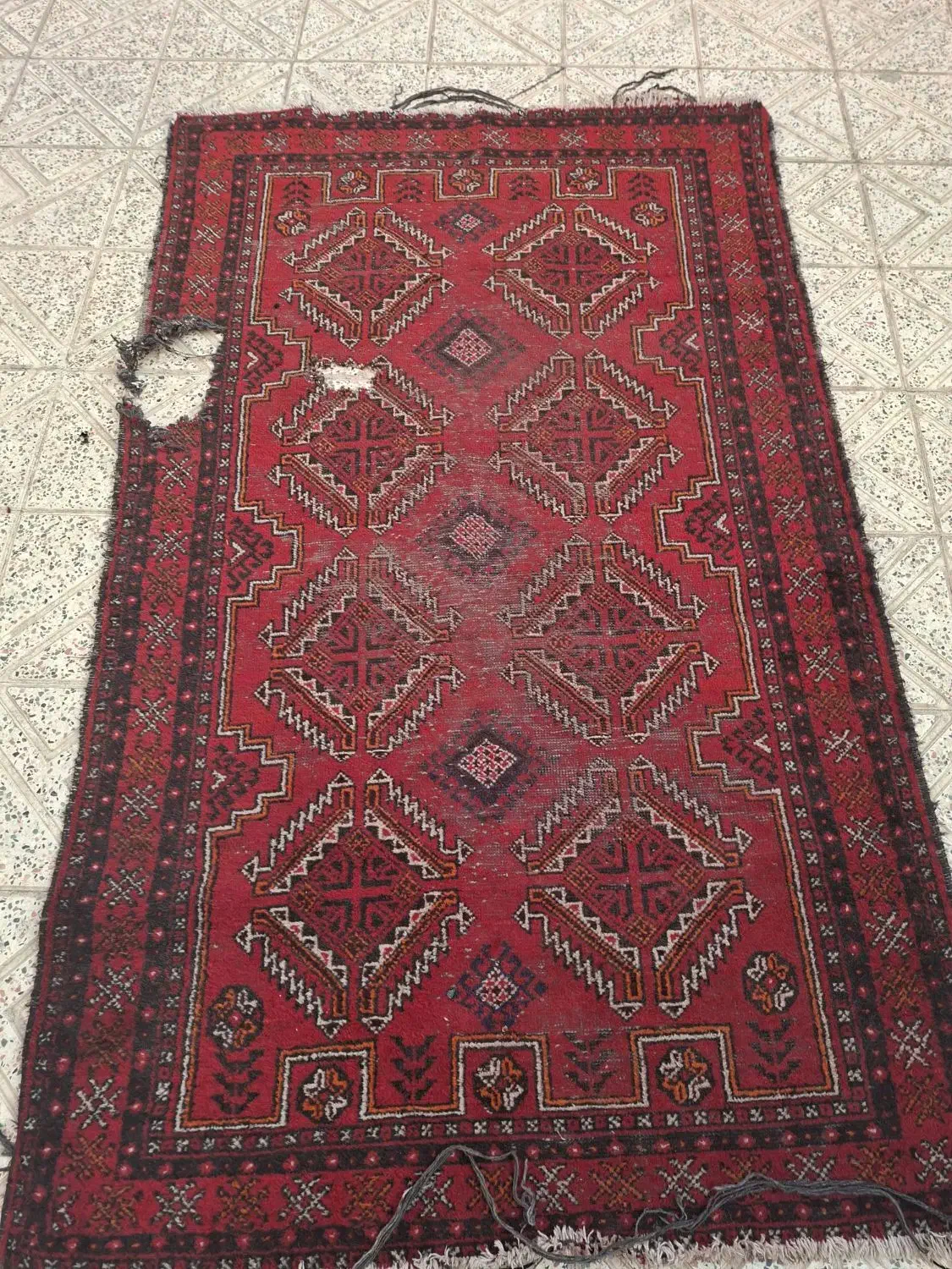 فرش دست بافت قدمت دار|فرش|اسلام‌شهر, مطهری|دیوار