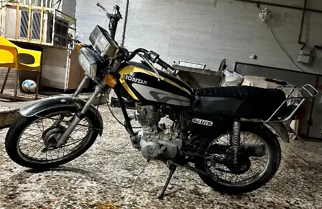 موتور 125پنج دنده پلاک ملی|موتورسیکلت|دوگنبدان, |دیوار