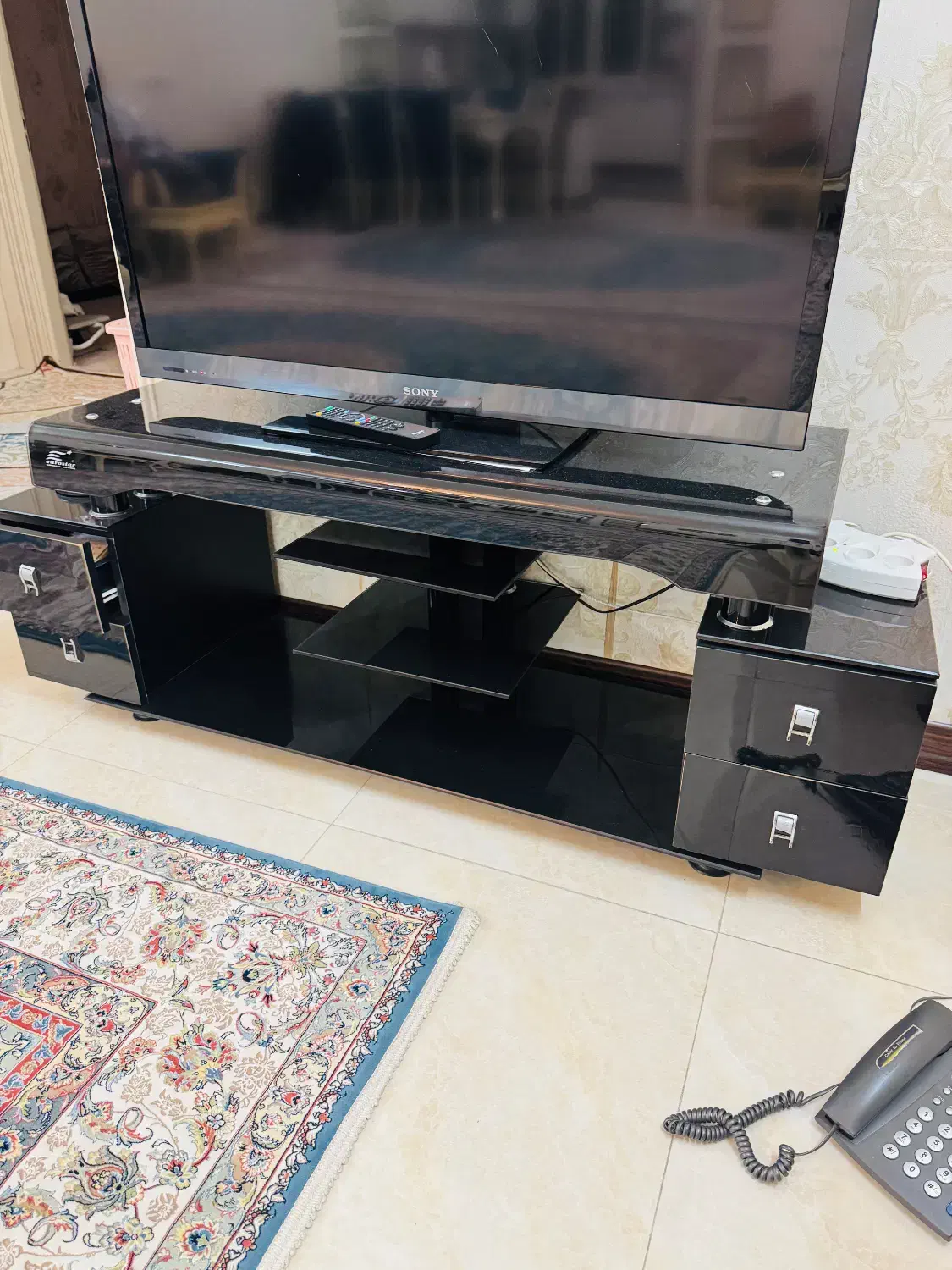 میز تلویزیون|میز تلویزیون|قم, عمار یاسر|دیوار