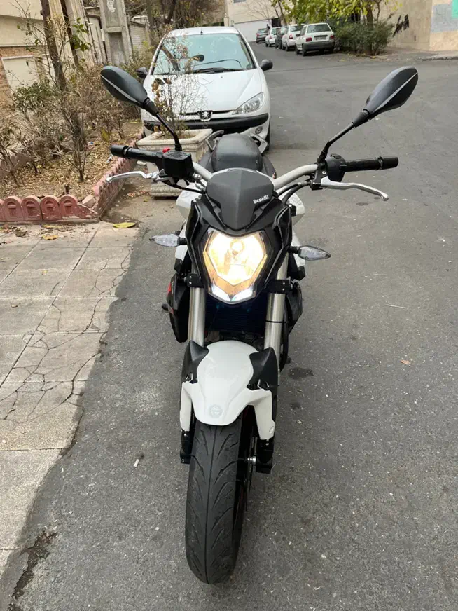 بنلی ۲۵۰ تمیز و سالم بدون خط و خش|موتورسیکلت|تهران, جیحون|دیوار