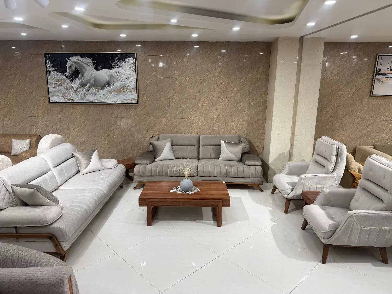 سرویس چوبتو عوض کن بدون ضامن با ۳۶ ماه اقساط|مبلمان خانگی و میز عسلی|هشتگرد, شهرک ولیعصر (مصلی)|دیوار