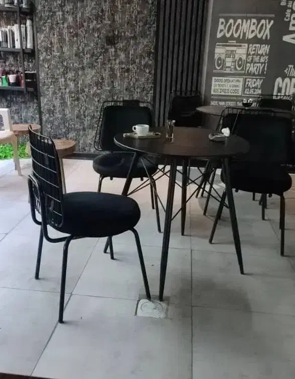 میز و صندلی کافه رستوران غذاخوری ثوراsoora63eq01no|کافی‌شاپ و رستوران|تبریز, |دیوار