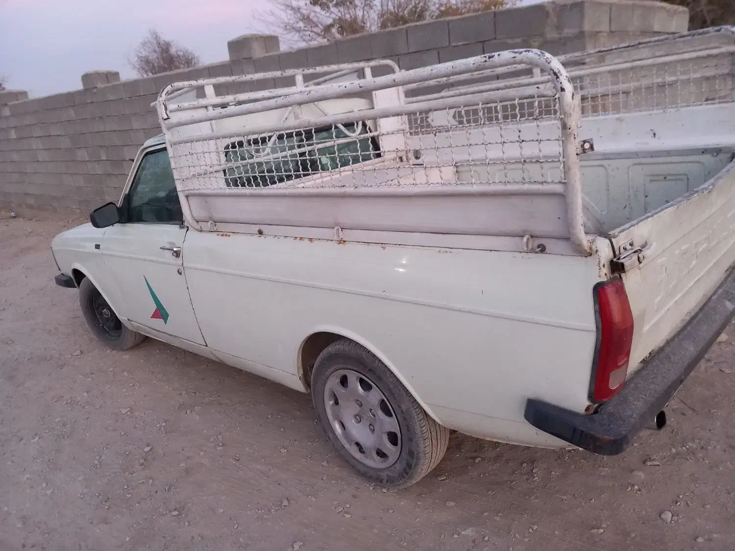 پیکان وانت مدل ۸۵ موتوری تازه تعمیر|خودرو سواری و وانت|دهق, |دیوار