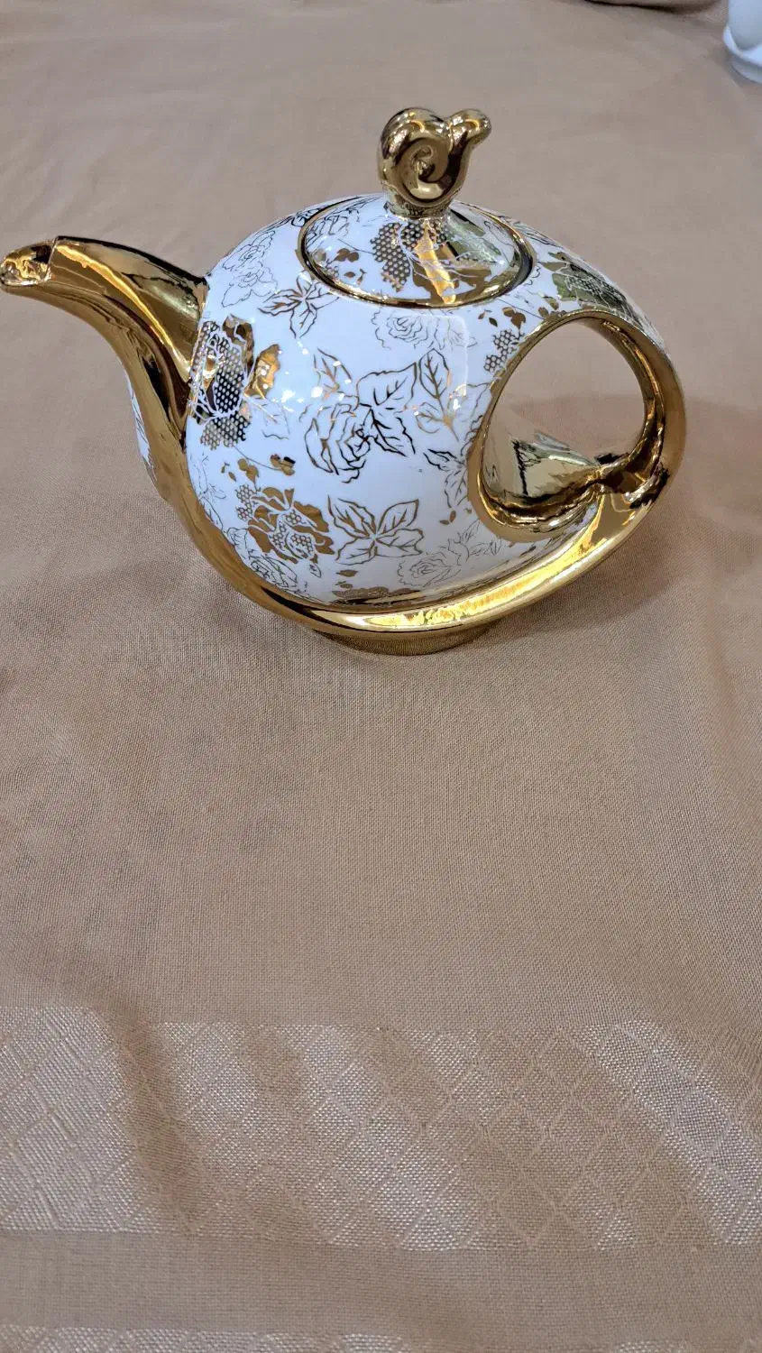 قوری|قوری، کتری، قهوهساز دستی|پاکدشت, پاکدشت (مامازند)|دیوار