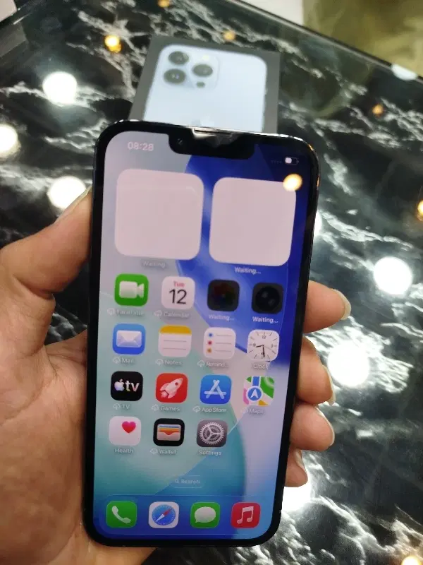 iPhone 13pro|موبایل|میناب, |دیوار
