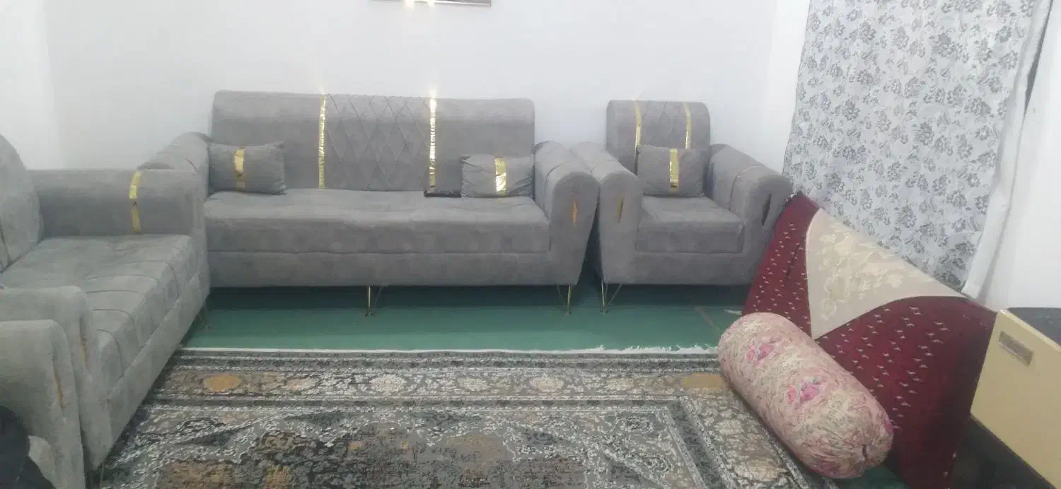 فرش ومبل|فرش|ملک‌آباد, |دیوار