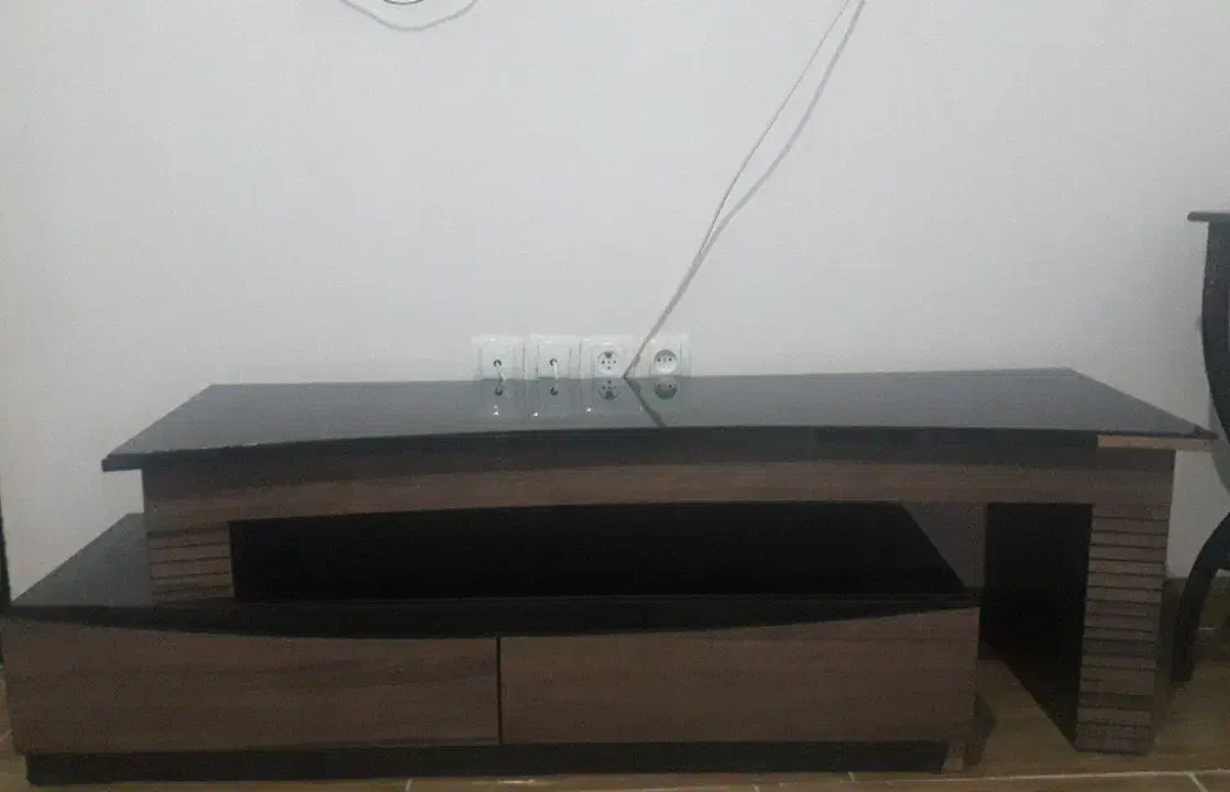 سه عدد وسایل خانگی مناسب|بوفه، ویترین، کنسول|سلماس, |دیوار