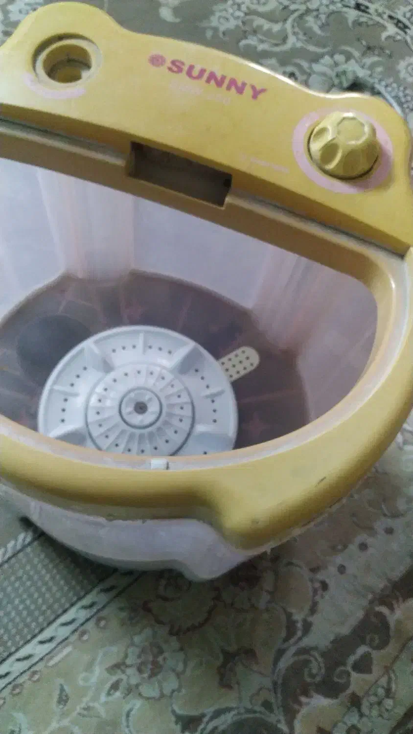 ماشین لباس شویی کوچیک یا کهنه شور|ماشین لباسشویی و خشک‌کن لباس|اصفهان, کشاورزی|دیوار